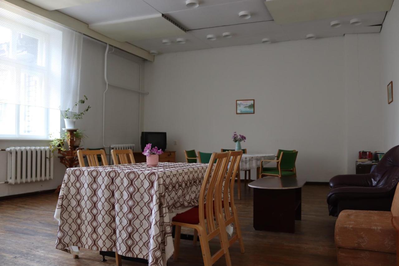 Hostel Louna Parnu Luaran gambar